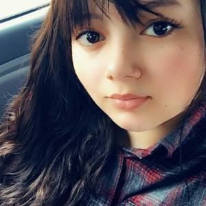 Meet your Posher, Katrina